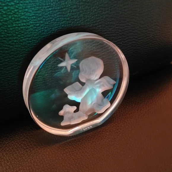 Danbury Mint "The Littlest Angel" Lead Crystal Sculpture/Paperweight- 19…